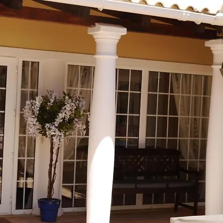 With Pool Children Very Welcome Algarve Portugal For 10 People Dom wakacyjny
