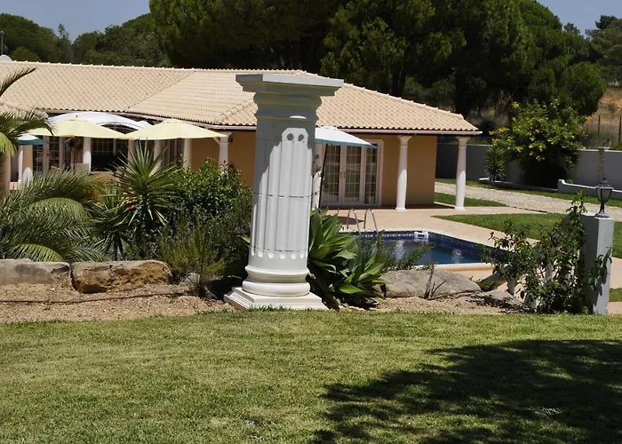 Casa de Férias With Pool Children Very Welcome Algarve Portugal For 10 People